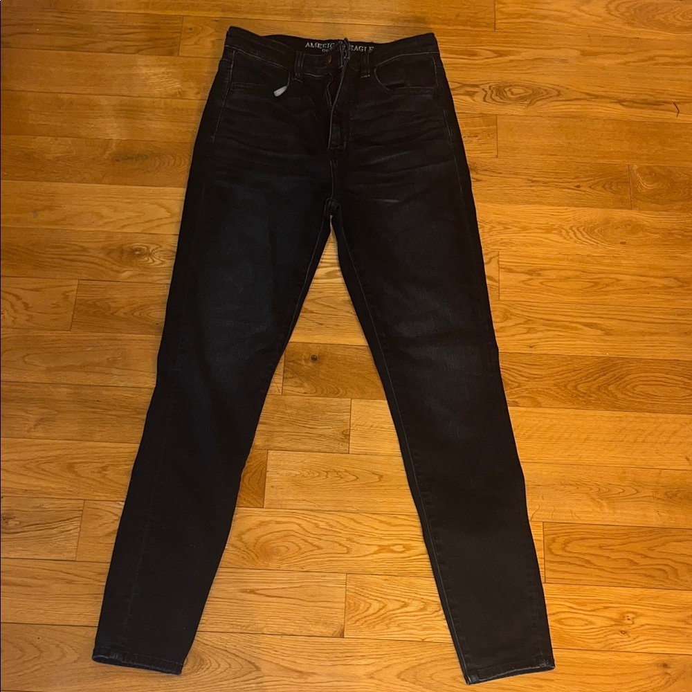 American Eagle Dark Wash High-Waisted Super Stretch Skinny Jeans - Size 6